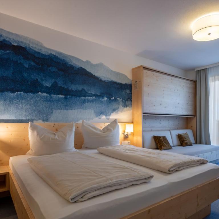 Familienhotel Botenwirt - Vierbettzimmer mit Balkon - 5