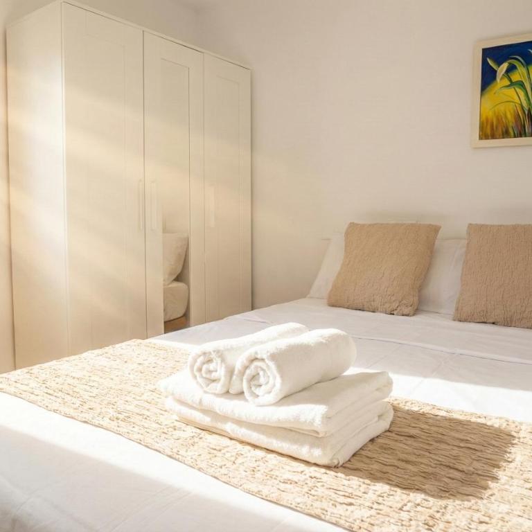 3 Double Beds - Great Area, Perfect for Families - Apartamento de 3 dormitorios - 16