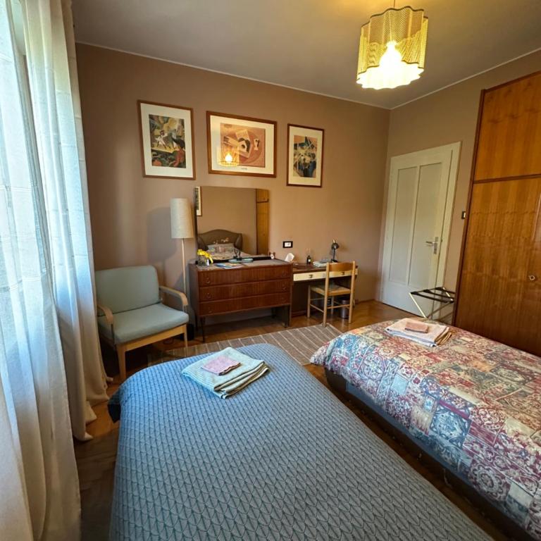 Tre Aceri Comfort House - Camera Doppia con Letti Singoli con Vista Giardino - 9