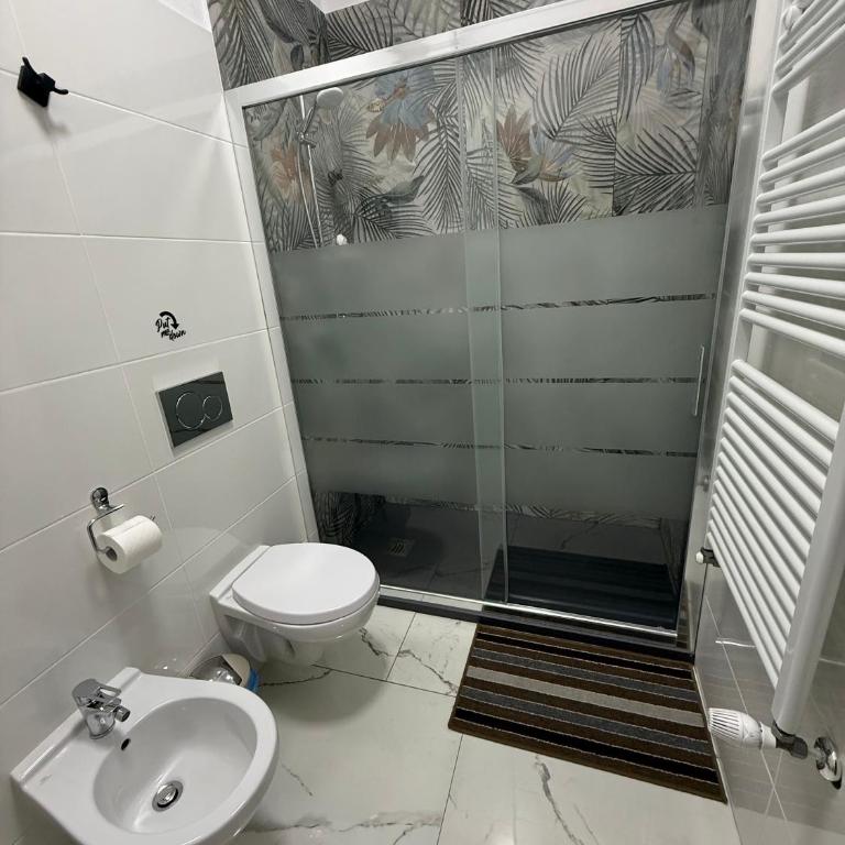 Luna Guest House - Camera Matrimoniale con Bagno Privato - 14