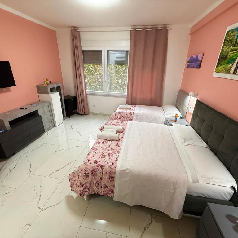 Luna Guest House - Camera Tripla Luxury - 22