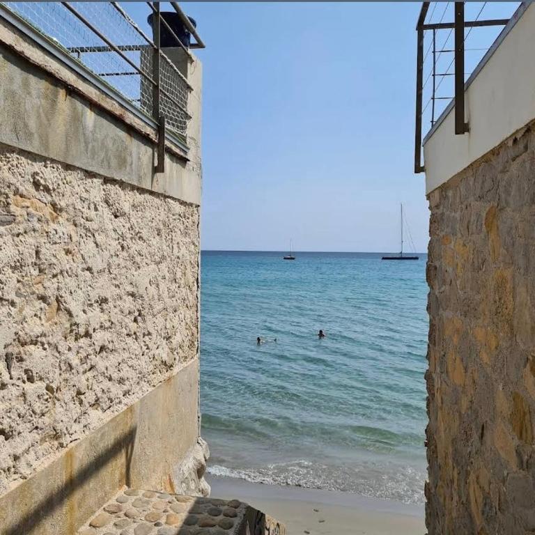 La petite maison près de la mer, avec jardin , parking et clim - Haus mit 2 Schlafzimmern - 5