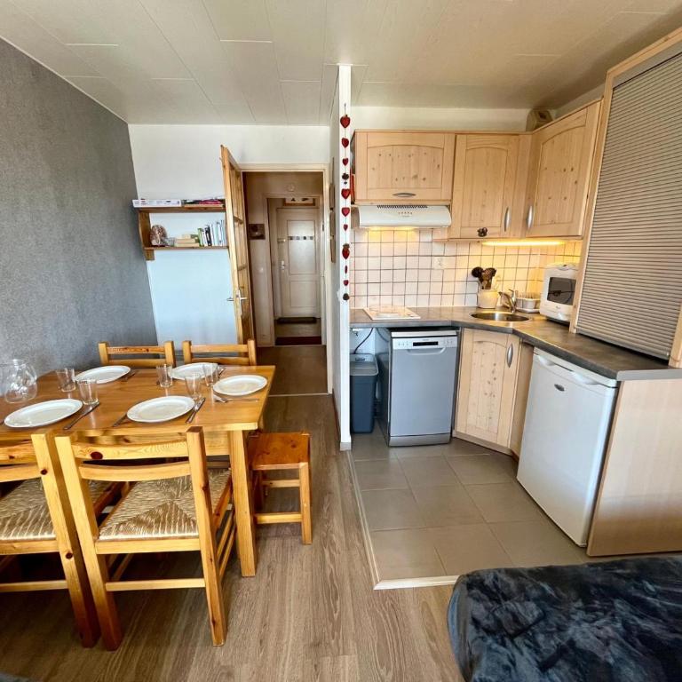 Grand studio au pieds des pistes avec parking privé - Apartment mit 2 Schlafzimmern - 10