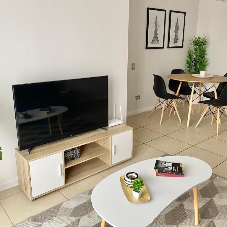 Depto Parque Parinacota a pasos de la playa - Three-Bedroom Apartment - High Floor - 14