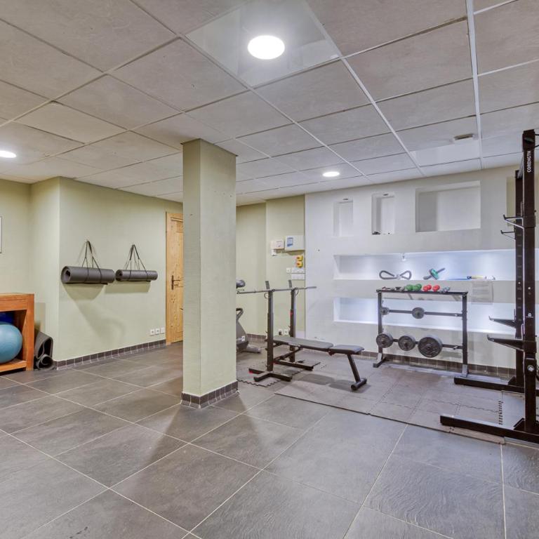 Appartement LE BUET skis aux pieds, piscine & Spa - Appartement 2 Chambres - 21