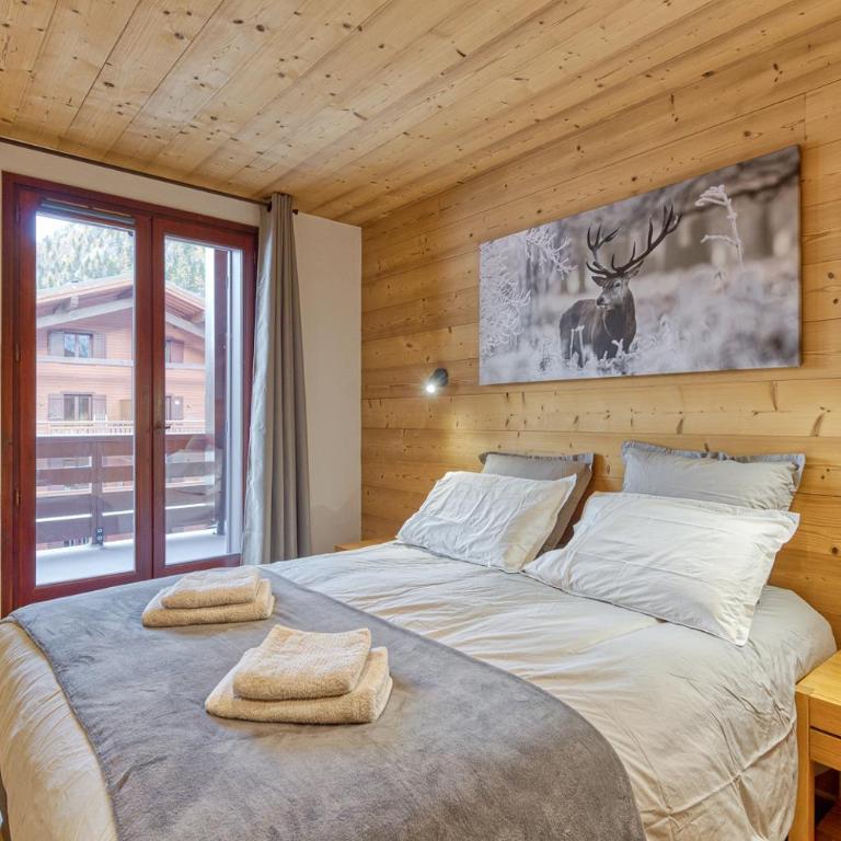 Appartement LE BUET skis aux pieds, piscine & Spa - Appartement 2 Chambres - 14