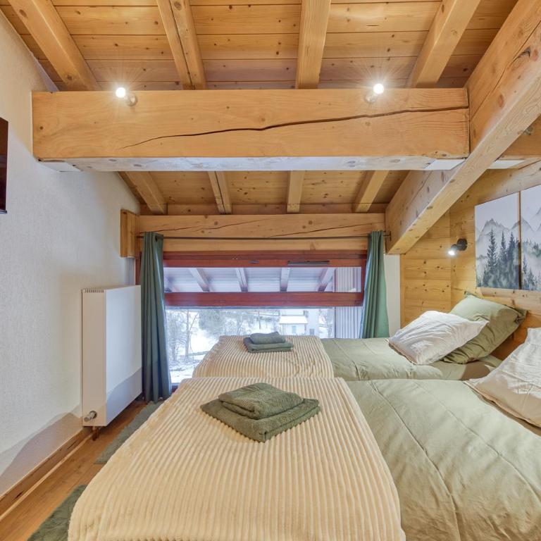 Appartement LE BUET skis aux pieds, piscine & Spa - Appartement 2 Chambres - 11