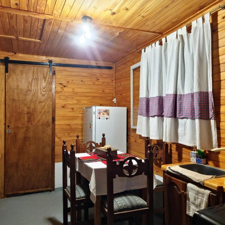 La Casita de Pichon - Two-Bedroom House - 8