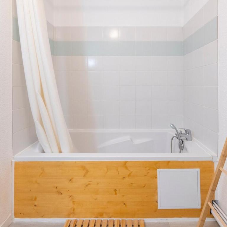 Appartement 6 pers - Proche des pistes - Balcon et parking - Vue montagne - La Foux d Allos - Appartement 2 Chambres avec Vue sur la Montagne - 16