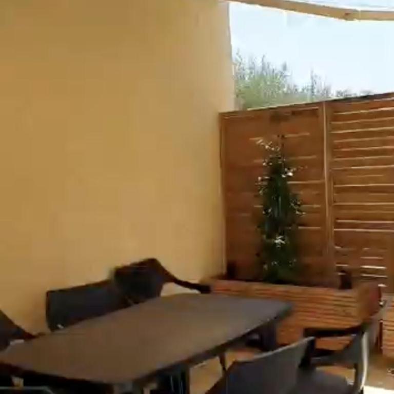 Magnifique T4 Uzès au calme - Appartement 3 Chambres - 41