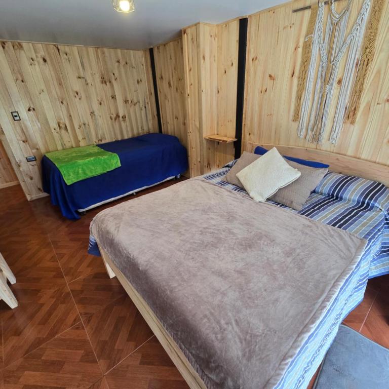 Hostal Aves del Sur Coñaripe - Quadruple Room - 1