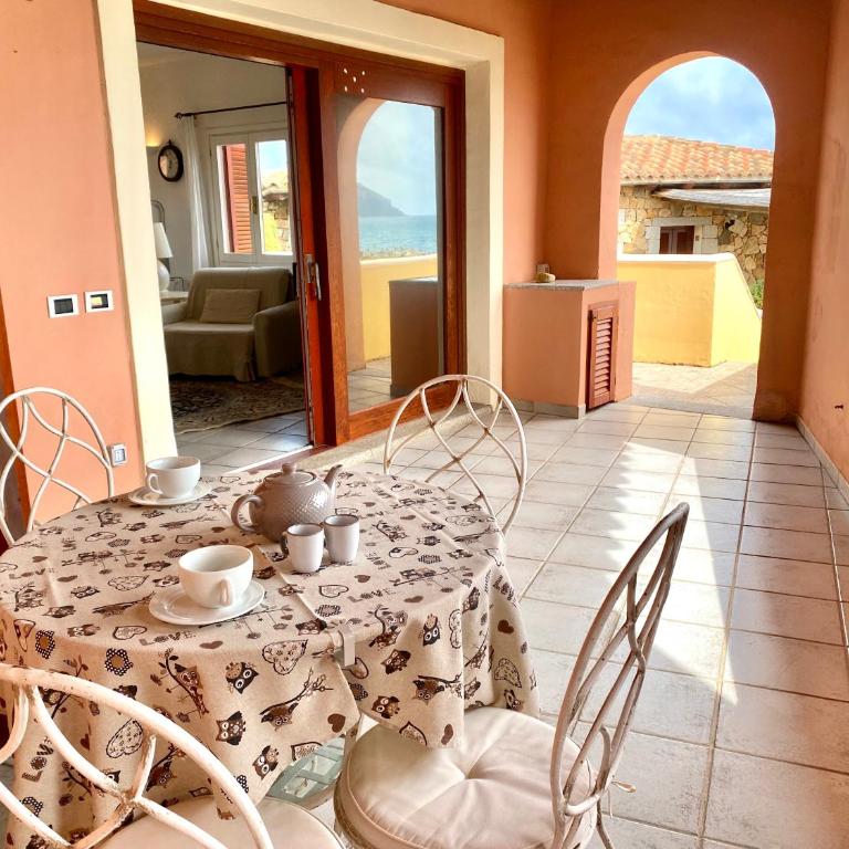 ISA - Luxury apartment Ginepro sea view with common swimming pool just 50 mt from the beach - Appartamento con 1 Camera da Letto e Vista Mare - 9