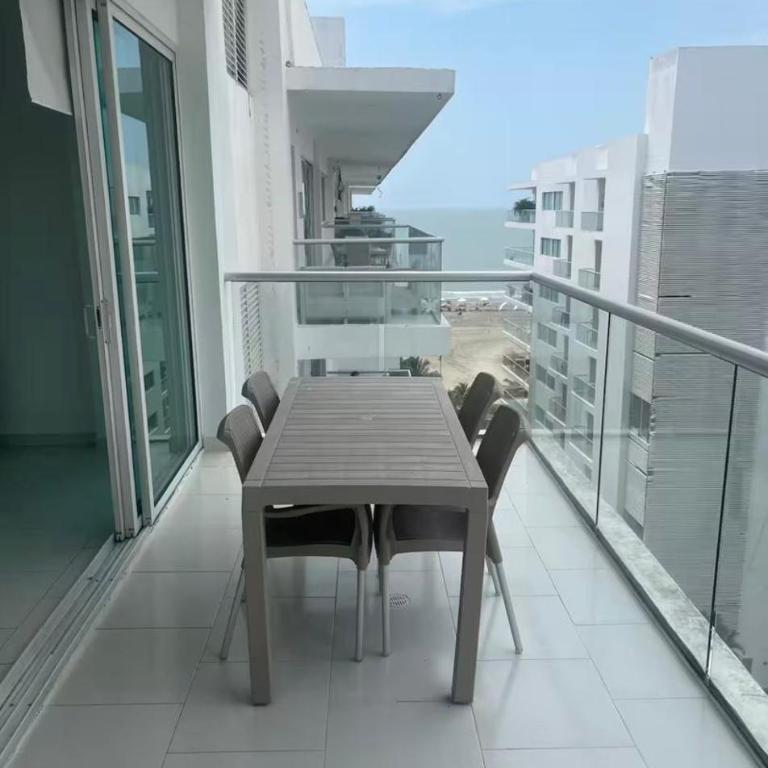 Modern and comfortable - One-Bedroom Apartment - 7