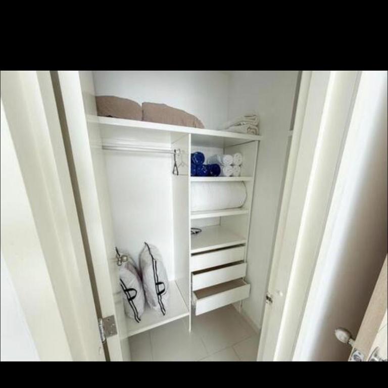 Modern and comfortable - One-Bedroom Apartment - 11