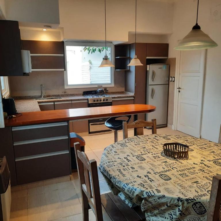 Golden Coco Chalet Laprida - Zona Playa Grande - Casa de 3 dormitorios - 9