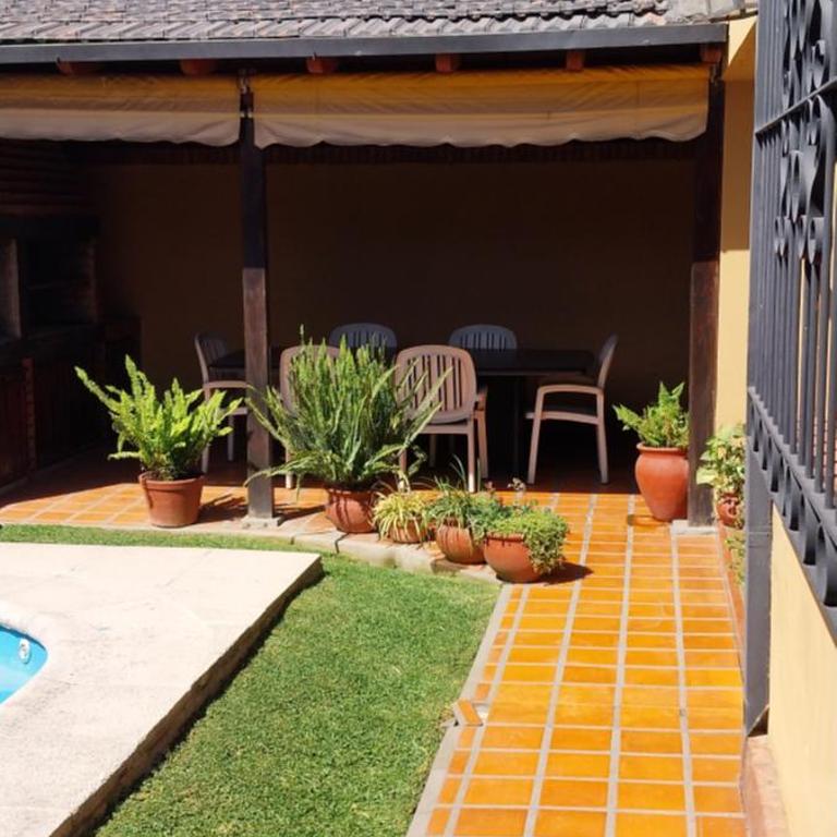 La Emilia Casa de Vacaciones con Pileta y Quincho - Casa Vacacional de 3 dormitorios - 3