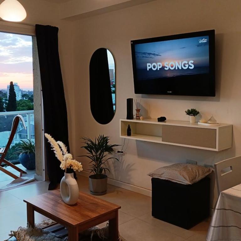 Apart Alameda - One-Bedroom Apartment with City View - 15