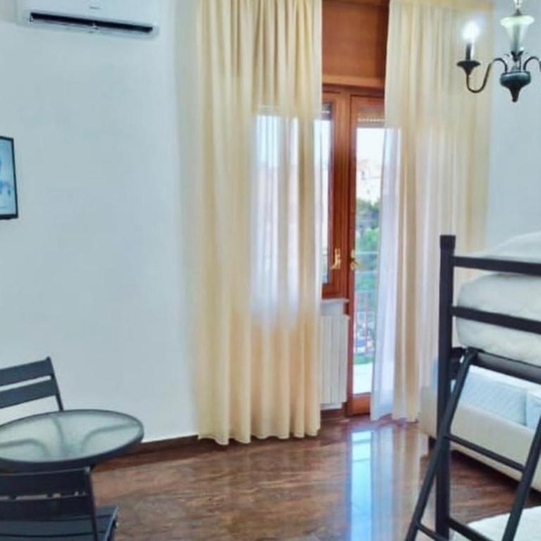 Silvana House - Camera Familiare con Balcone - 11