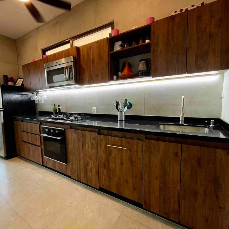 Spectacular Private House - Villa - 14