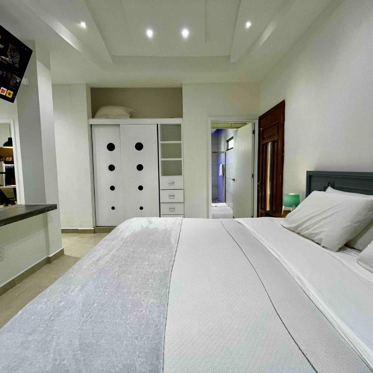 Spectacular Private House - Villa - 35