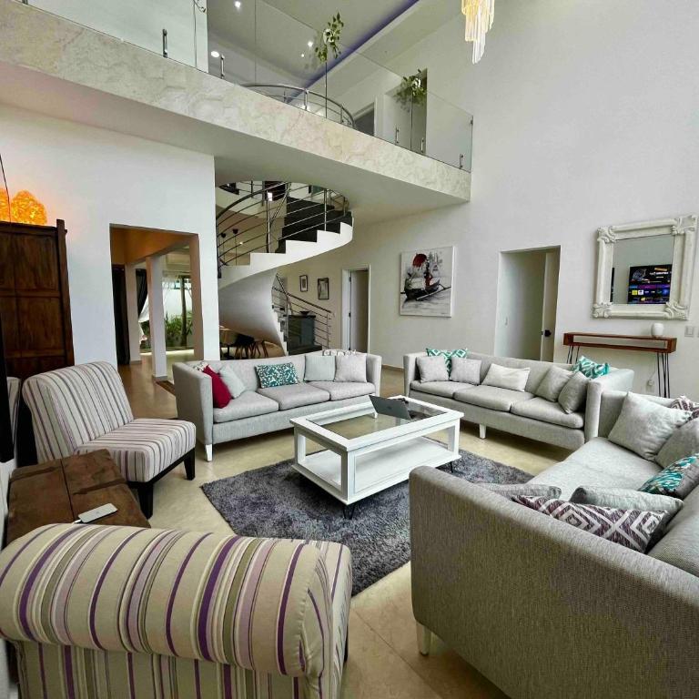 Spectacular Private House - Villa - 4