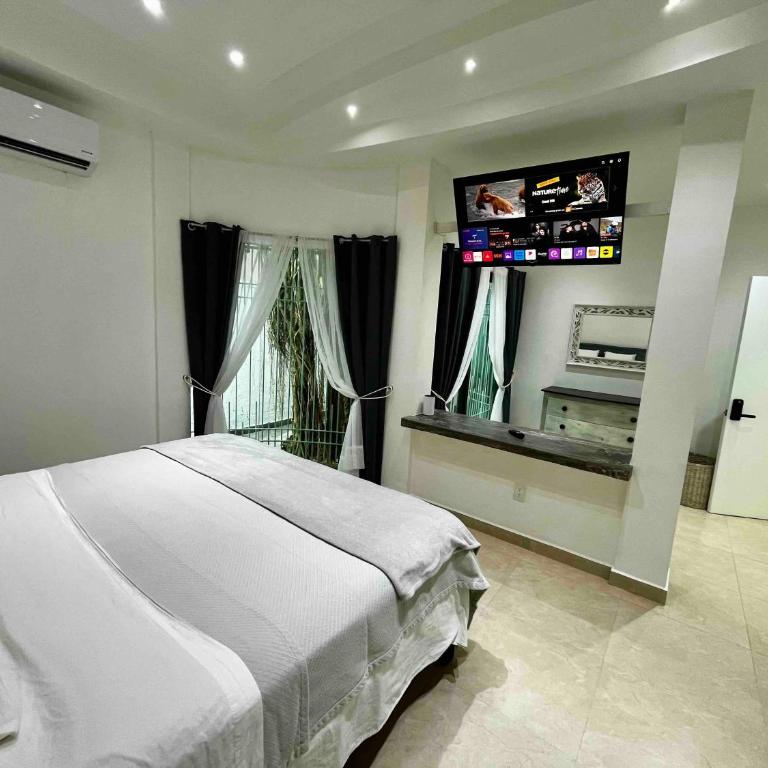 Spectacular Private House - Villa - 30