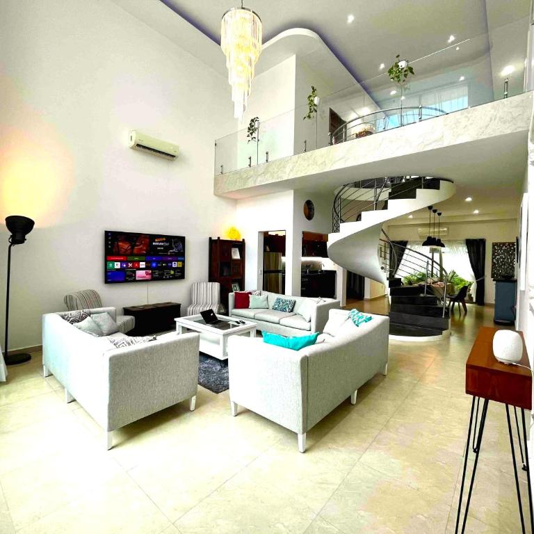 Spectacular Private House - Villa - 1
