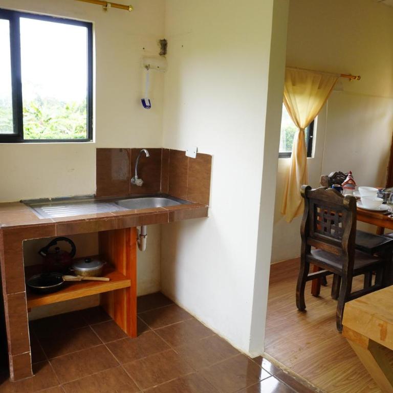 Shark House - One-Bedroom House - 7