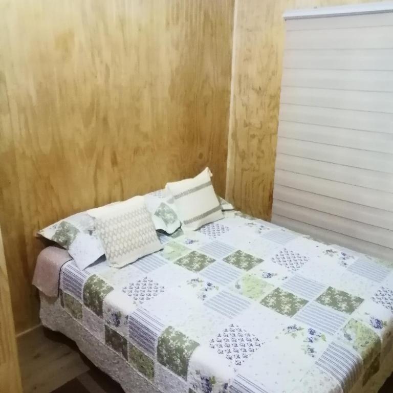 Hospedaje Punto Cero - Double Room with Shared Bathroom - 1
