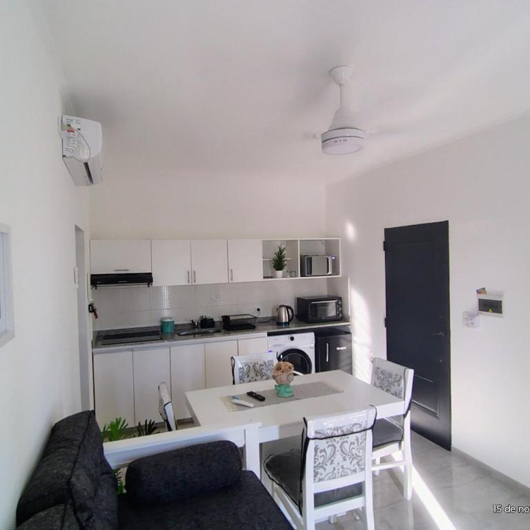 Montecarlo II Dpto C - Apartamento Deluxe de 1 dormitorio con vistas al jardín - 4