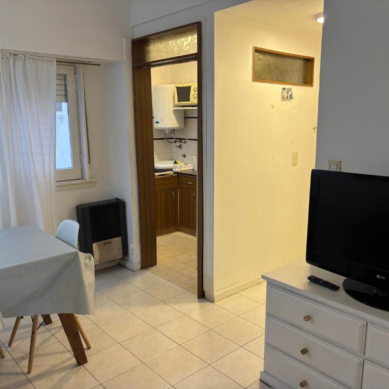 Departamento dos ambientes , ubicación inmejorable - Apartamento de 1 dormitorio - 9