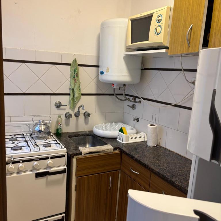 Departamento dos ambientes , ubicación inmejorable - Apartamento de 1 dormitorio - 5