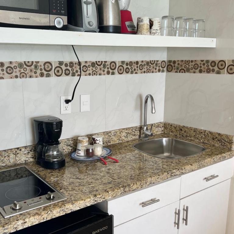 Seashore Apartment Cancun - Studio with Sea View - 8