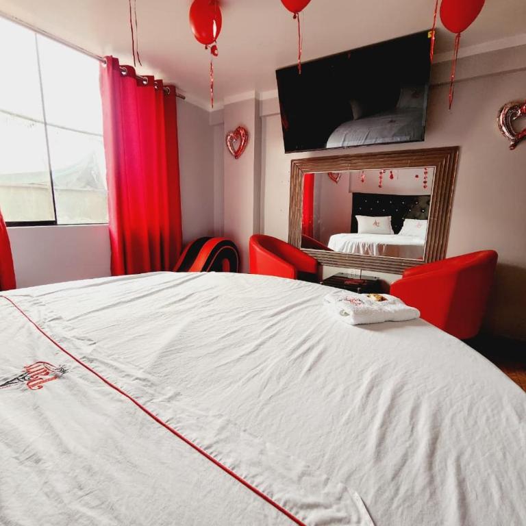 Hostal Paris 3 Visita Lima con excelente ubicación, wifi gratis y vistas en - Suite Familiar Deluxe - 1