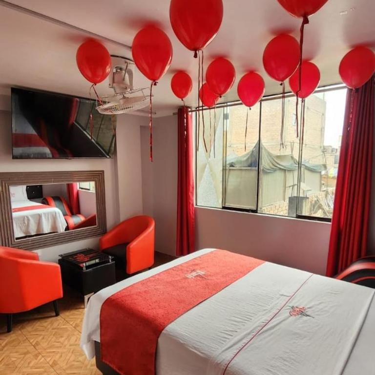 Hostal Paris 3 Visita Lima con excelente ubicación, wifi gratis y vistas en - Suite Junior - 1