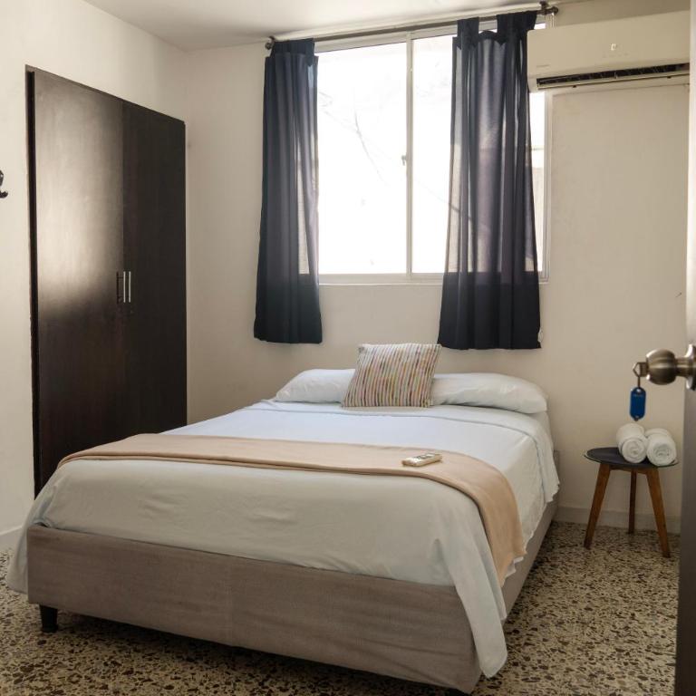 MANGO BiCHE - HOUSE - Habitación Doble Estándar con baño compartido - 5