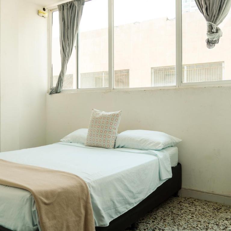 MANGO BiCHE - HOUSE - Habitación Doble Estándar con baño compartido - 6