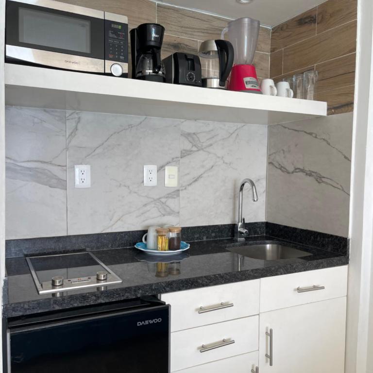 Seashore Apartment Cancun - Apartment with Sea View - 4