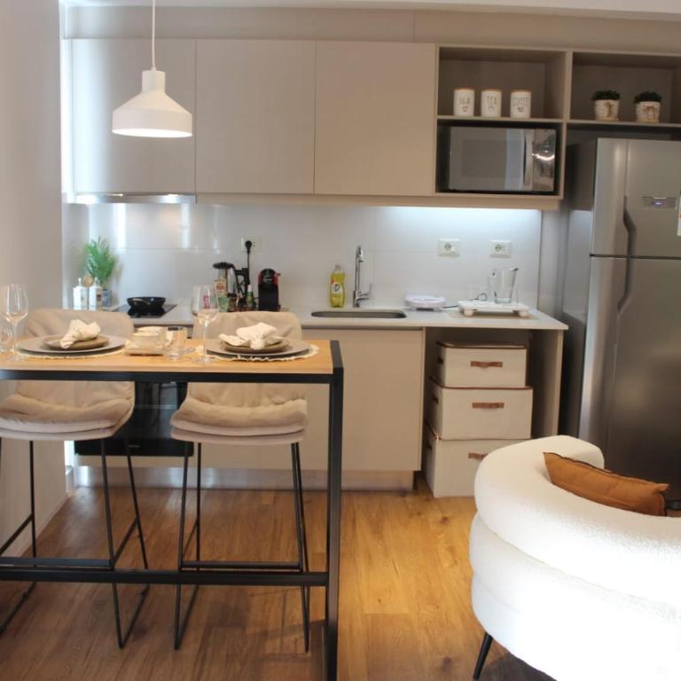 More deluxe sol - One-Bedroom Apartment - 12