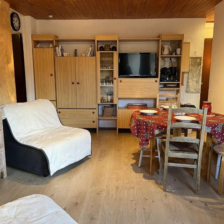 Appartement cosy, balcon ouest, calme, parking inclus - FR-1-330B-227 - Appartamento - 1
