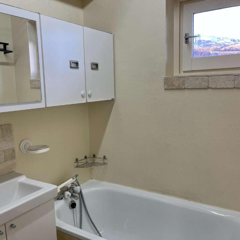 Appartement cosy, balcon ouest, calme, parking inclus - FR-1-330B-227 - Appartamento - 5