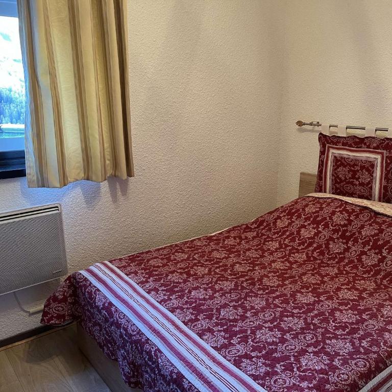 Appartement cosy, balcon ouest, calme, parking inclus - FR-1-330B-227 - Appartamento - 7