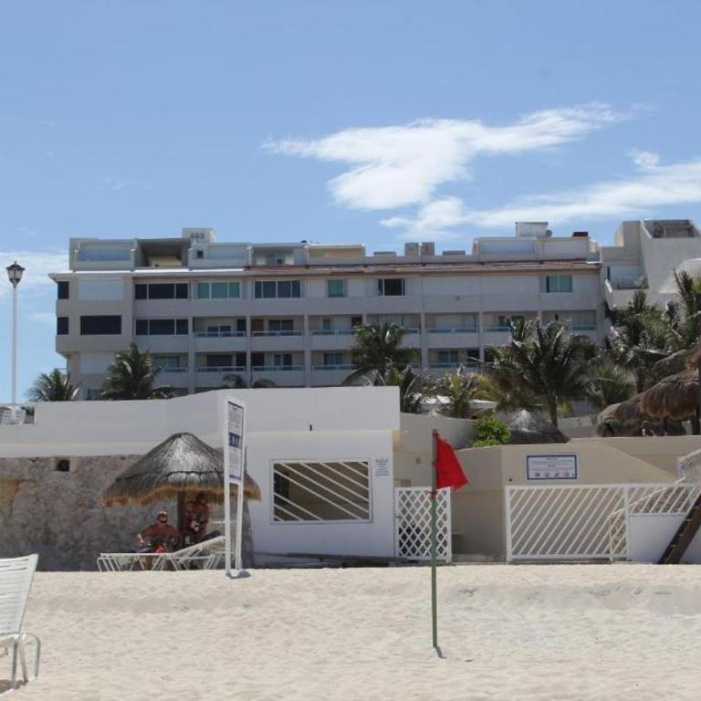 Beachfront Apartment in Cancun - One-Bedroom Apartment - 34