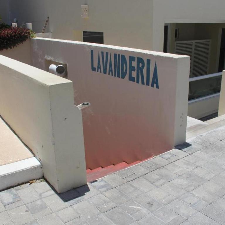 Beachfront Apartment in Cancun - One-Bedroom Apartment - 36