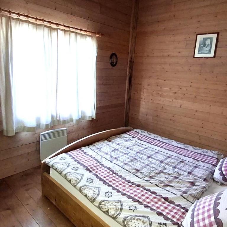 Mayen2003 Ayent Anzère - Doppelzimmer mit eigenem Bad - 2