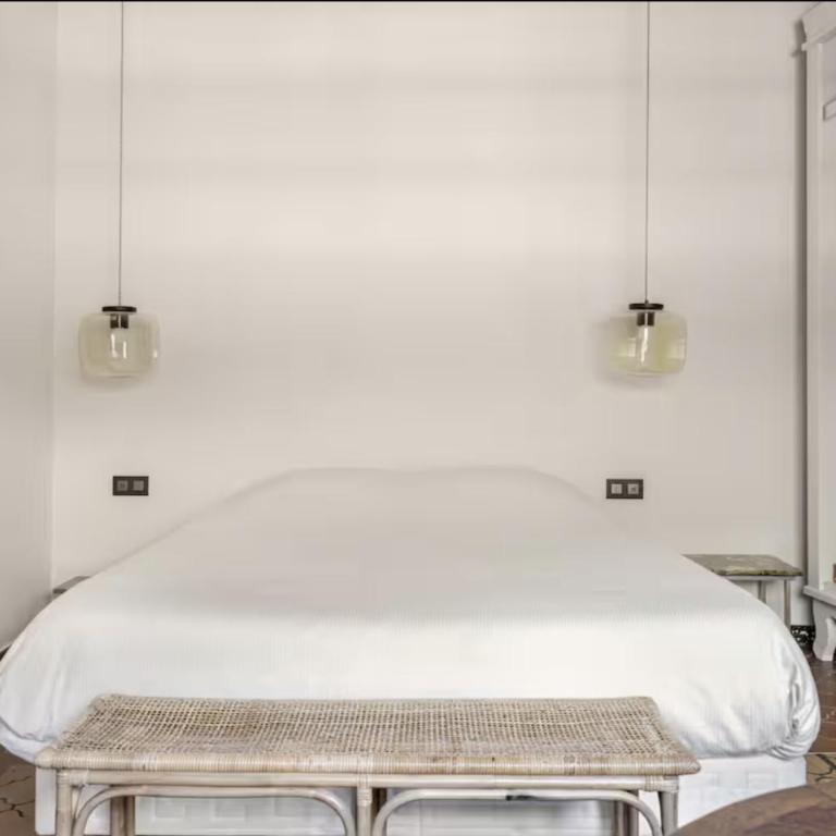 Villa, piscine et vue mer exceptionnelle à Nice - Maison 4 Chambres - 13