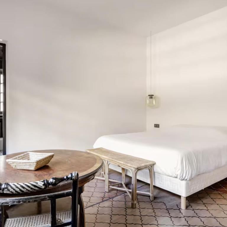 Villa, piscine et vue mer exceptionnelle à Nice - Maison 4 Chambres - 24
