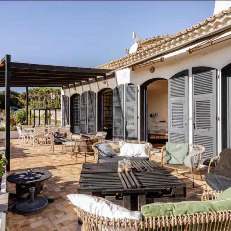 Villa, piscine et vue mer exceptionnelle à Nice - Maison 4 Chambres - 4