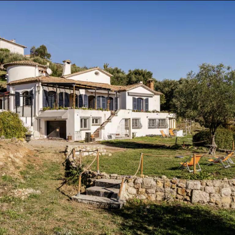 Villa, piscine et vue mer exceptionnelle à Nice - Maison 4 Chambres - 2