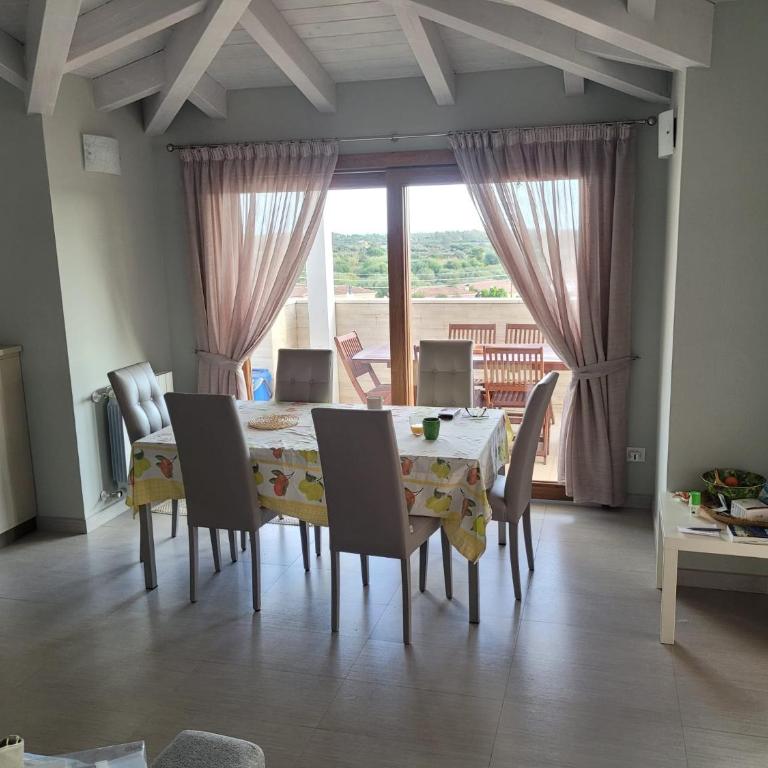 H41 Attico in centro - Appartamento con 2 Camere da Letto - 4